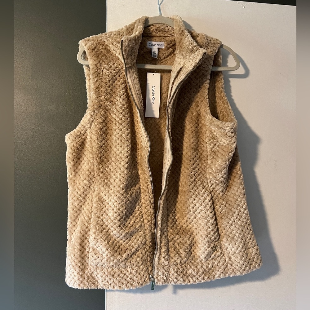 Calvin Klein Vest Large